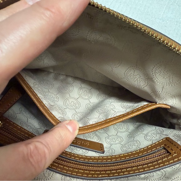Michael Kors Brown Crossbody chain purse - Picture 11 of 16